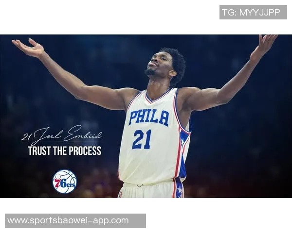 马克西回忆四年前恩比德空接扣篮赛前特意提醒要传球给他 马克西回忆四年前恩比德空接扣篮赛前特意提醒要传球给他